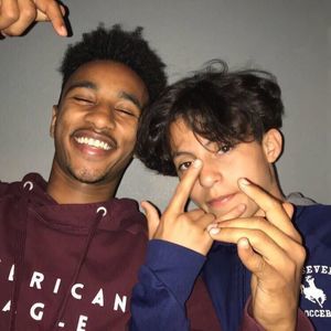 Meet your Posher, Fredis